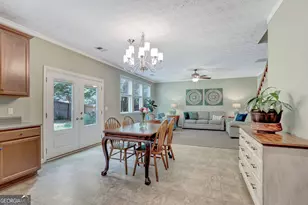 102 Maple Hill Dr, Newnan, GA 30265 - Photo 11
