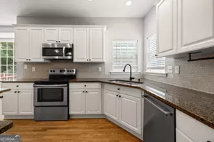 210 Jefferson Woods Dr, Peachtree City, GA 30269 - Photo 9