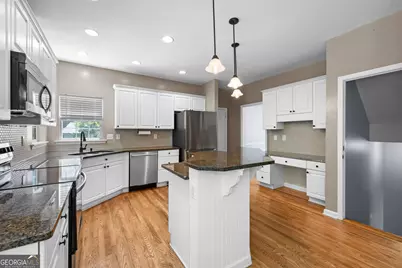 210 Jefferson Woods Drive, Peachtree City, GA 30269 - Photo 15