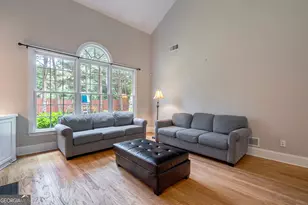 1778 Emory Ridge Dr NE, Atlanta, GA 30329 - Photo 7