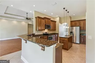 190 Lakes Dr, Brunswick, GA 31523 - Photo 9