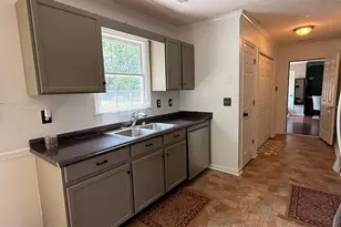 70 Gales Way, Newnan, GA 30263 - Photo 9