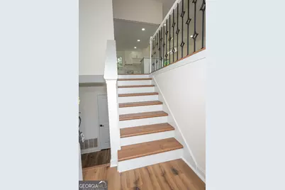 10175 Old Woodland Entry, Johns Creek, GA 30022 - Photo 3
