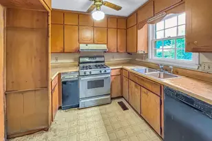 411 Edgewater Cir, Macon, GA 31220 - Photo 15
