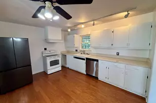 212 Gunter St, Saint Marys, GA 31558 - Photo 13