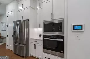 1040 Harper Dr, Roswell, GA 30076 - Photo 9