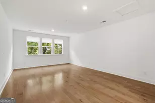 1040 Harper Dr, Roswell, GA 30076 - Photo 31