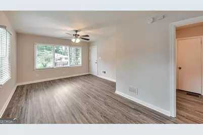 551 Wimbledon Unit A, Atlanta, GA 30324 - Photo 11