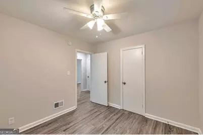 551 Wimbledon Unit A, Atlanta, GA 30324 - Photo 15