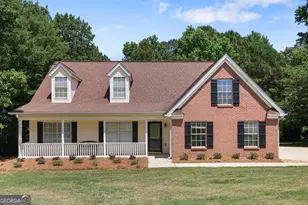 552 Brewer Dr, Locust Grove, GA 30248 - Photo 1