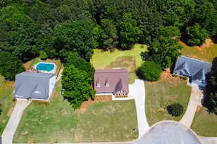 552 Brewer Dr, Locust Grove, GA 30248 - Photo 3