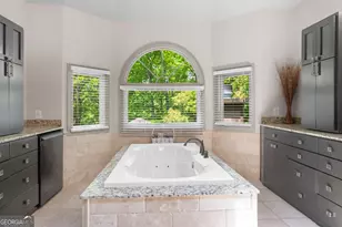 6525 Cox Dr, Flowery Branch, GA 30542 - Photo 25