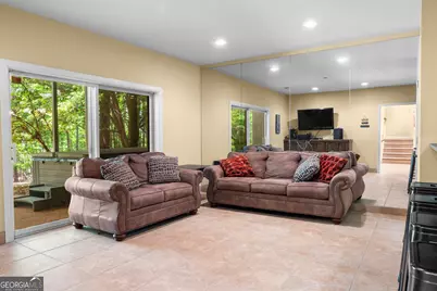 6525 Cox Drive, Flowery Branch, GA 30542 - Photo 33