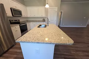 1037 Berkley Ct, Thomson, GA 30824 - Photo 7
