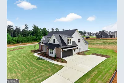 360 Cammie Way, Williamson, GA 30292 - Photo 1