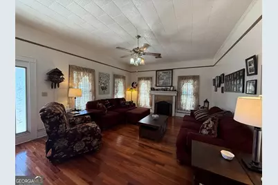 219 N College Street, Pembroke, GA 31321 - Photo 5