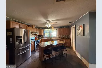 219 N College Street, Pembroke, GA 31321 - Photo 11