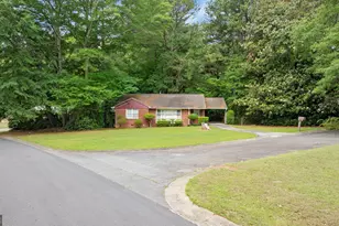 124 Charles Ave SE, Marietta, GA 30067 - Photo 5