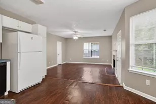 5836 Wellborn Creek Dr, Lithonia, GA 30058 - Photo 15
