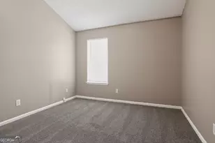 5836 Wellborn Creek Dr, Lithonia, GA 30058 - Photo 13