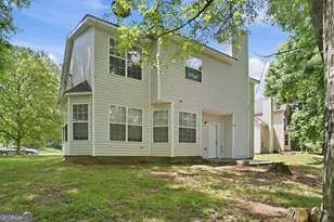 5836 Wellborn Creek Dr, Lithonia, GA 30058 - Photo 3