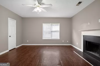 5836 Wellborn Creek Drive, Lithonia, GA 30058 - Photo 7