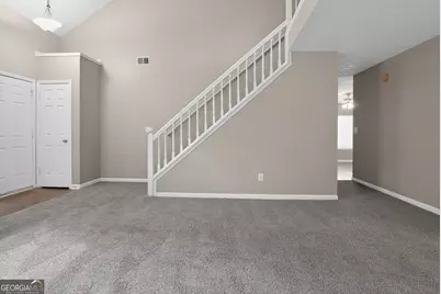5836 Wellborn Creek Drive, Lithonia, GA 30058 - Photo 9