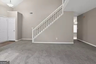 5836 Wellborn Creek Dr, Lithonia, GA 30058 - Photo 9