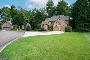 7185 Hartsfield Pl, Suwanee, GA 30024 - Photo 3
