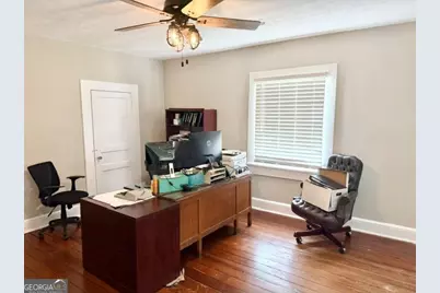 18046 Main Street, Woodbury, GA 30293 - Photo 11