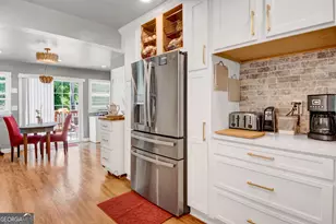 198 Joe Louis Dr NW, Atlanta, GA 30314 - Photo 11