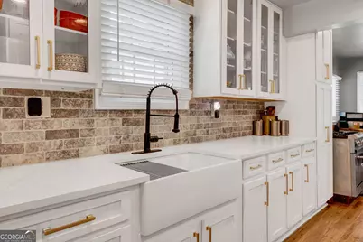 198 Joe Louis Drive NW, Atlanta, GA 30314 - Photo 11
