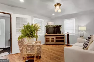 198 Joe Louis Dr NW, Atlanta, GA 30314 - Photo 7