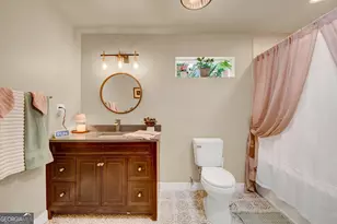 198 Joe Louis Dr NW, Atlanta, GA 30314 - Photo 15