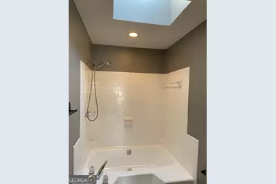 384 Lakeridge Court, Riverdale, GA 30274 - Photo 11