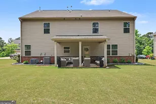 8033 Louis Dr, Locust Grove, GA 30248 - Photo 5