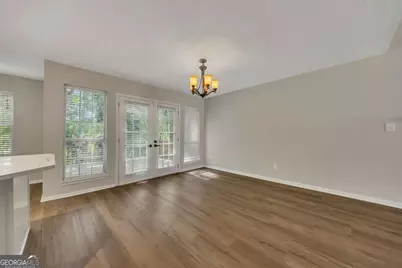 4704 Vineyard Court SE, Smyrna, GA 30082 - Photo 5