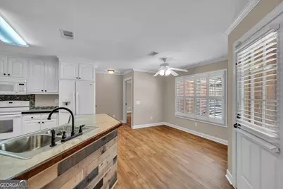 300 Oak Pointe Drive, Dublin, GA 31021 - Photo 23
