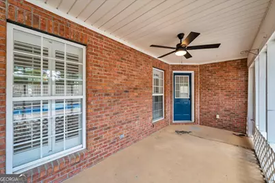 300 Oak Pointe Drive, Dublin, GA 31021 - Photo 11