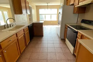 604 Wild Grape Dr, Saint Marys, GA 31558 - Photo 3