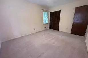 4056 White Oak Ln SW, Lilburn, GA 30047 - Photo 17
