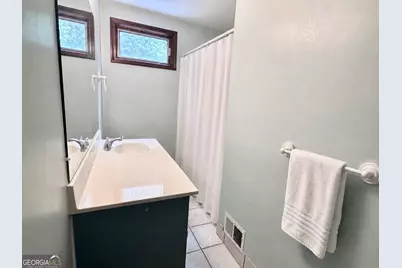 4056 White Oak Lane SW, Lilburn, GA 30047 - Photo 13