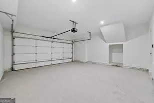 2688 Creekview Terrace NW, Atlanta, GA 30318 - Photo 29