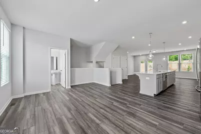 2688 Creekview Terrace NW, Atlanta, GA 30318 - Photo 3