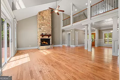 141 Crawfords Ferry Point, Hartwell, GA 30643 - Photo 3