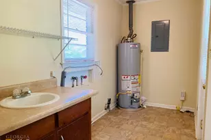 6 Ozmore St, Newnan, GA 30263 - Photo 11