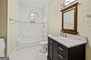 684 S Elizabeth Pl NW, Atlanta, GA 30318 - Photo 11