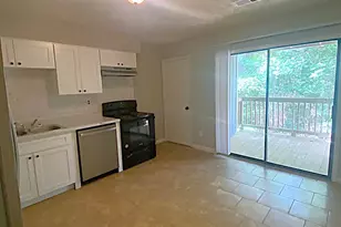 100 Spring Ct, Fairburn, GA 30213 - Photo 5