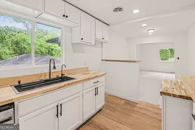 186 Arcadia Circle NW, Atlanta, GA 30314 - Photo 9