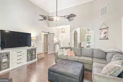 190 Valley Brook Drive, Newnan, GA 30265 - Photo 7